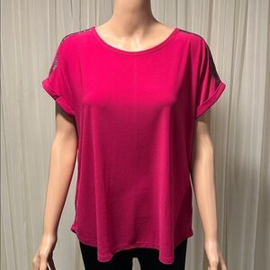 89th & Madison Magenta Short Sleeve Tee